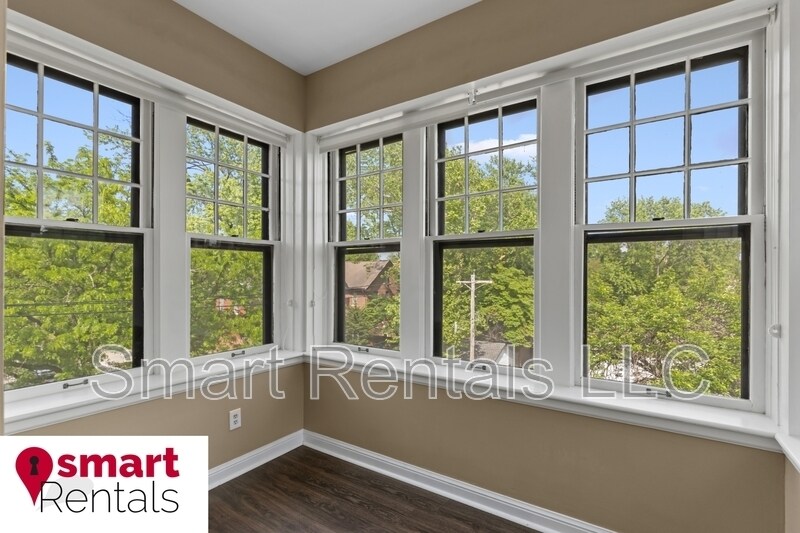 Building Photo - 2161 Thurman Ave