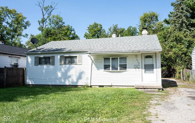 Building Photo - 3748 N Hawthorne Ln