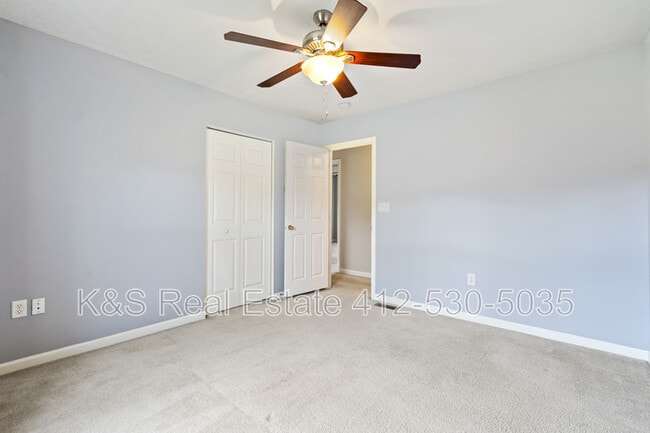 Building Photo - 2711 Canterbury Dr