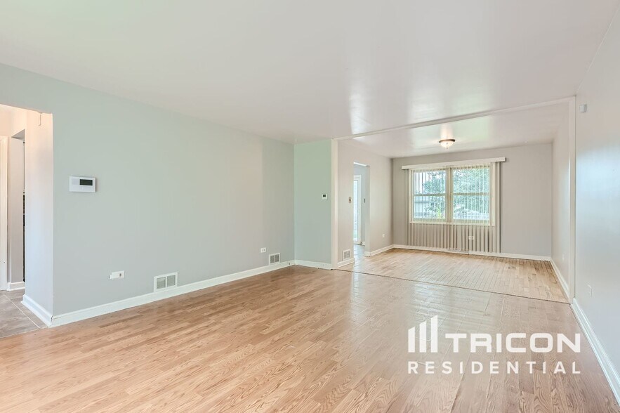 Building Photo - 14353 S Glen Dr W
