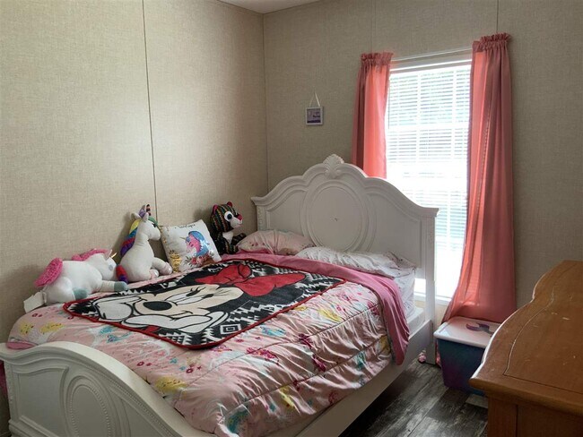 Building Photo - 9813 Woodville Hwy