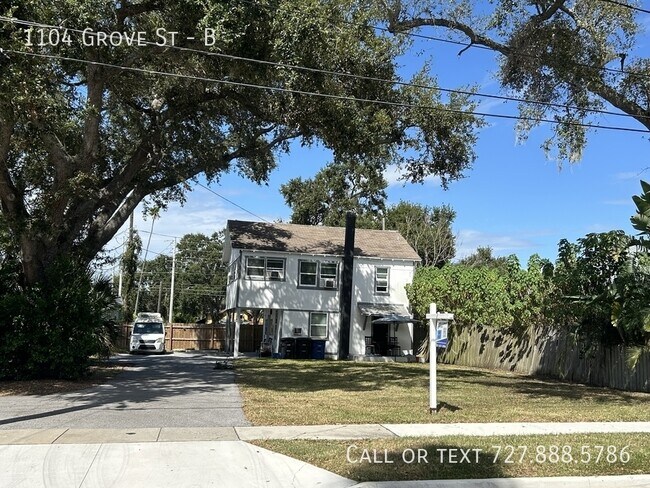 Building Photo - 1104 Grove St