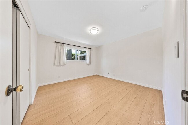 Building Photo - 612 N Maryport Ave