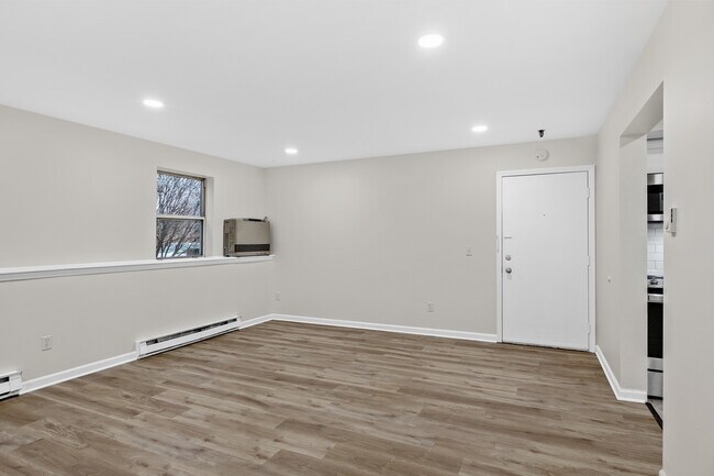 Building Photo - 5 Horizon View Dr W