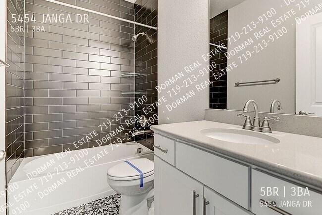 Building Photo - 5454 Janga Dr