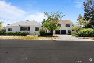 Building Photo - 421 W Sun Ave