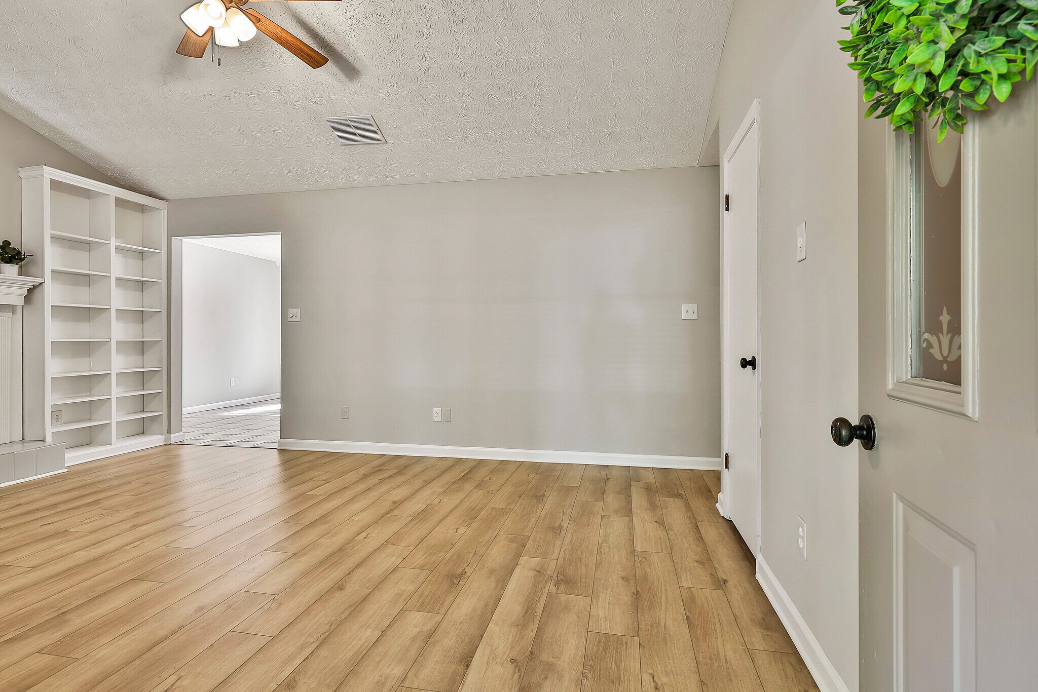 Building Photo - 37 Seven Pines Cir