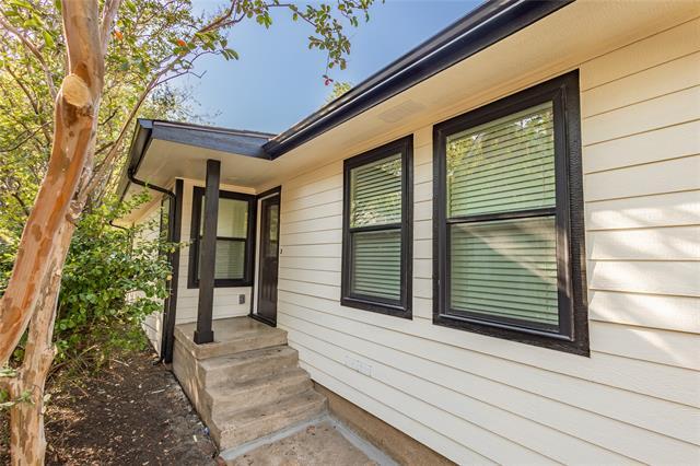 Building Photo - 814 N Harrison Ave
