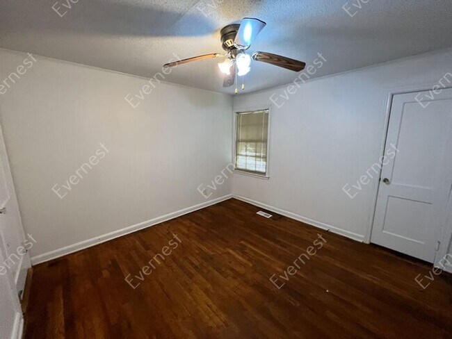 Building Photo - 7930 7th Ct S