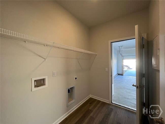 Building Photo - 149 Holloway Hl