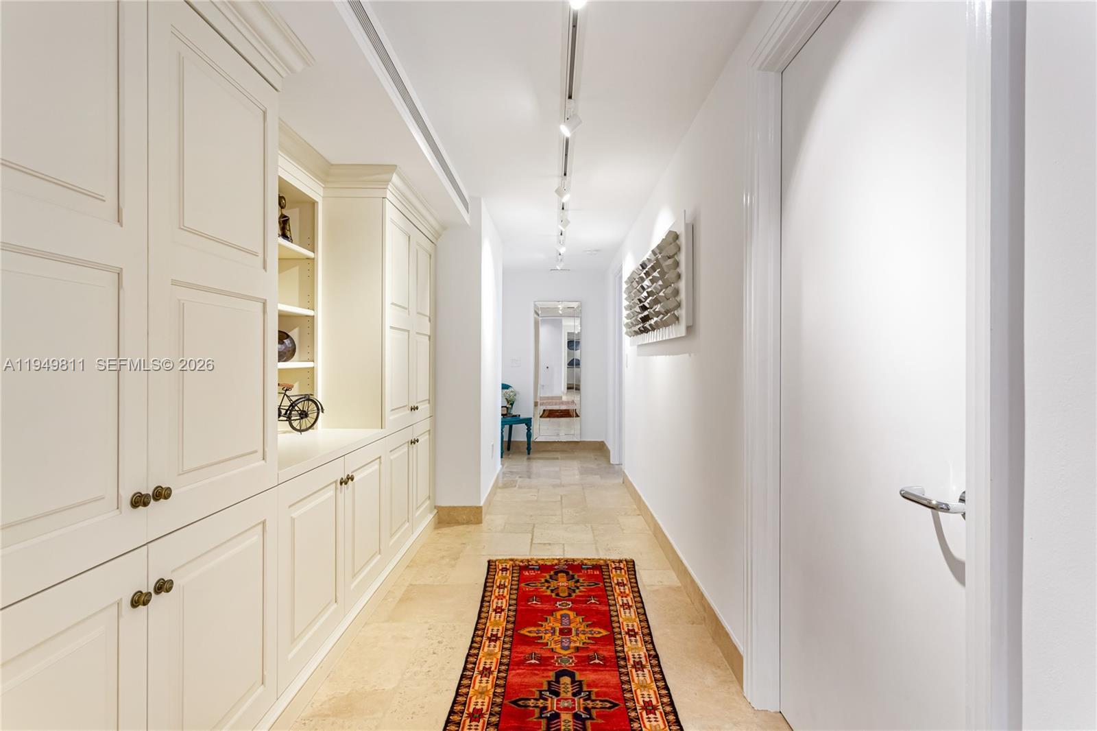 Building Photo - 3400 SW 27th Ave