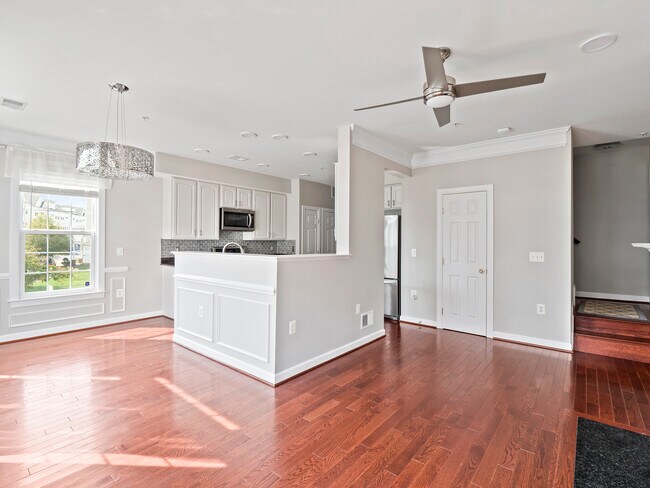 Building Photo - 2498 Curie Ct