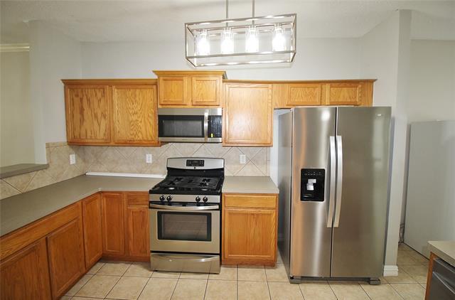 Building Photo - 613 Norwood Dr