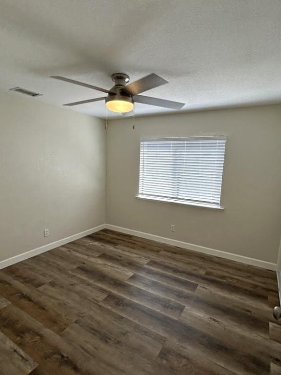 Building Photo - 13635 Elm St