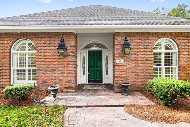 Building Photo - 1300 Windward Cir