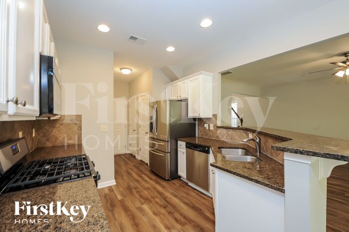 Building Photo - 4845 Mistybrooke Court