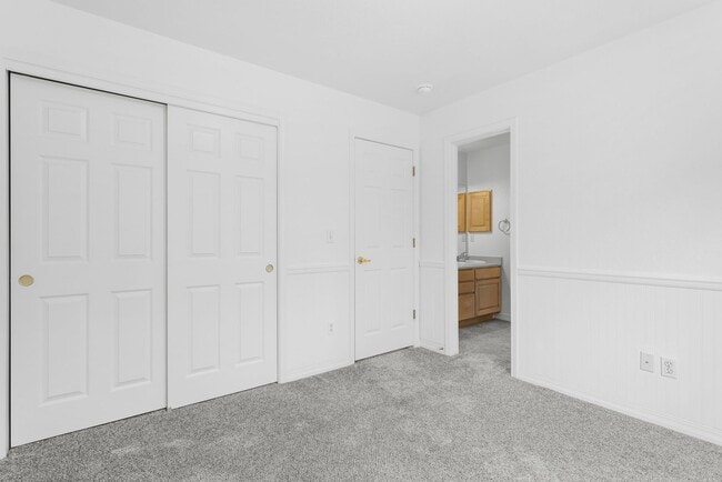 Building Photo - 658 Wild Ridge Cir