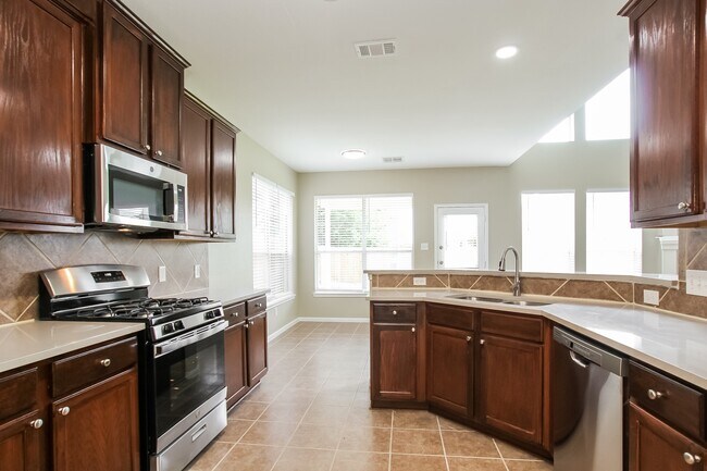 Building Photo - 21806 Catoosa Dr