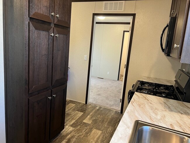 Building Photo - 5192 Champagne Dr