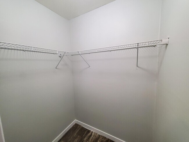 Building Photo - 13 Parakeet Hill Dr