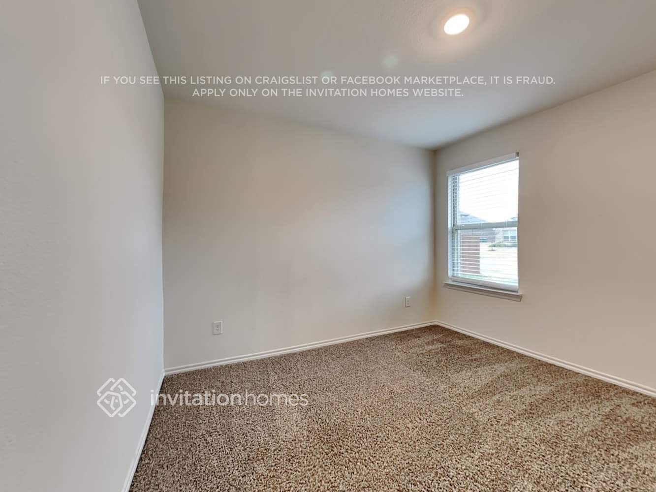 Building Photo - 608 Nexus Dr