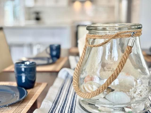 Building Photo - 113 Los Robles St