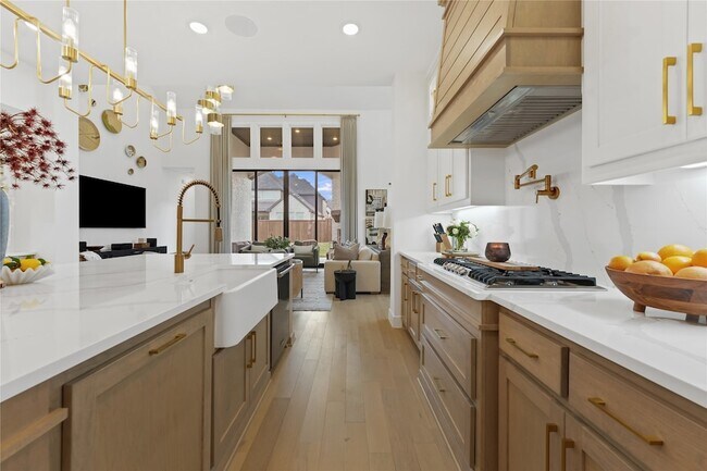 Building Photo - 2550 Whitewood Dr