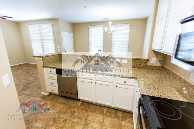 Building Photo - 2743 S Sulley Dr