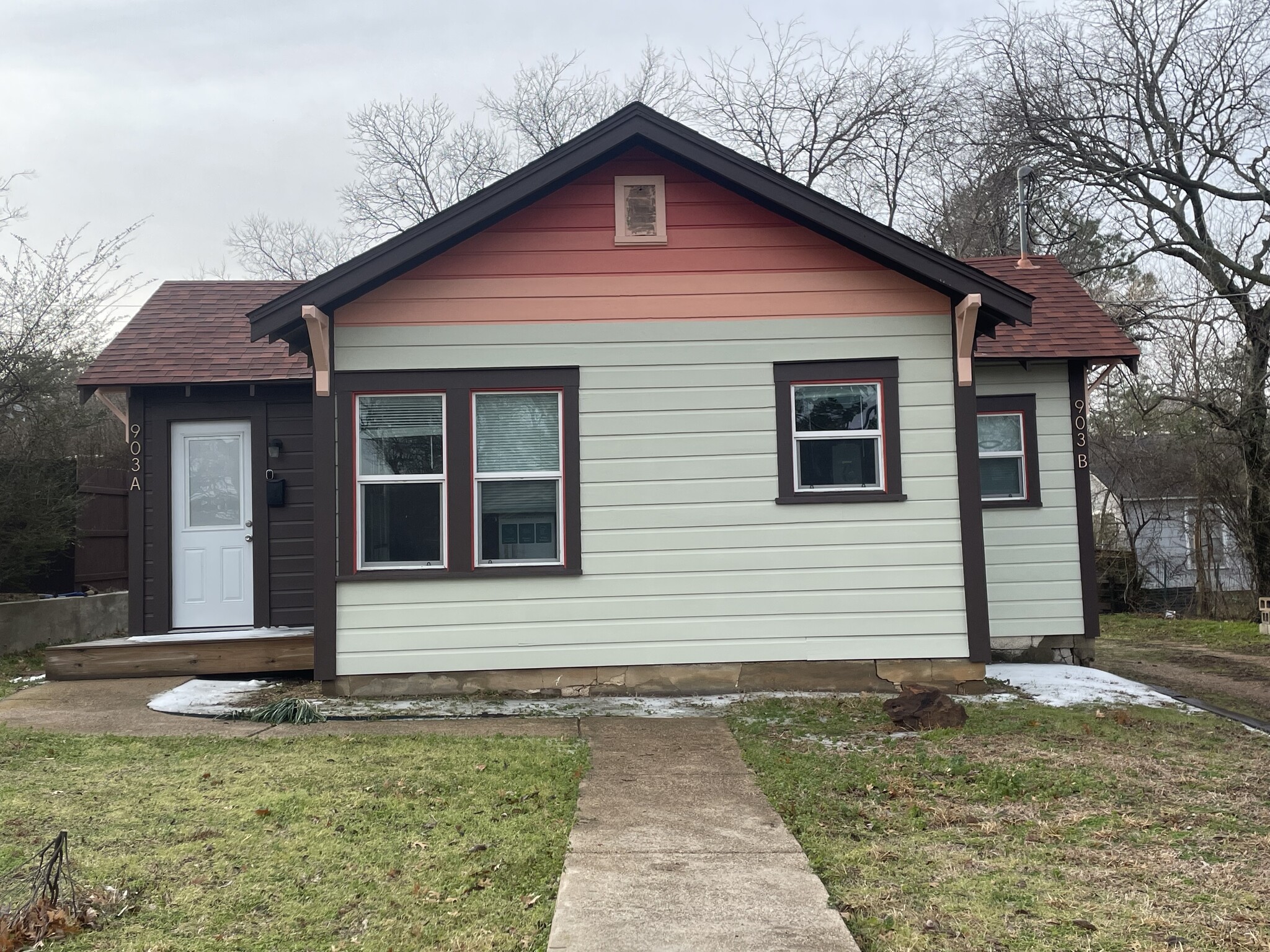 Building Photo - 903 Haynes Street