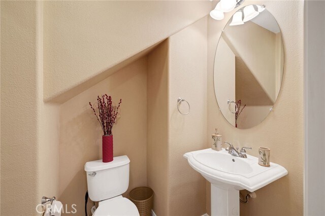 Building Photo - 1250 Flint Dr