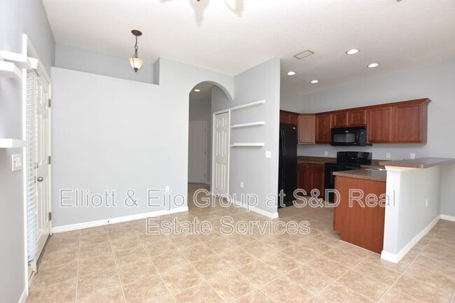 Building Photo - 6508 Sedgeford Dr