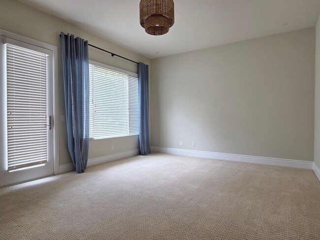 Building Photo - Stunning Spanish Colonial Home in the La C...