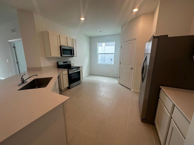 Building Photo - Stunning new construction 3/2 in Wynnstone Gated Community of Davenport.  Available now!