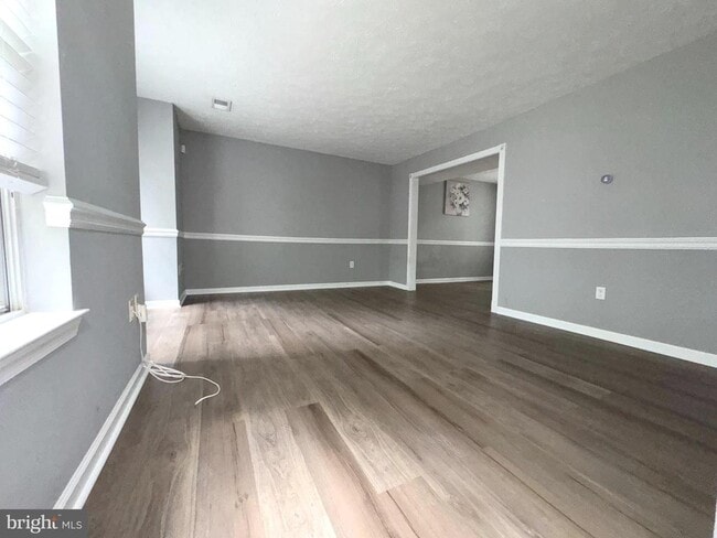 Building Photo - 4120 Lancaster Cir