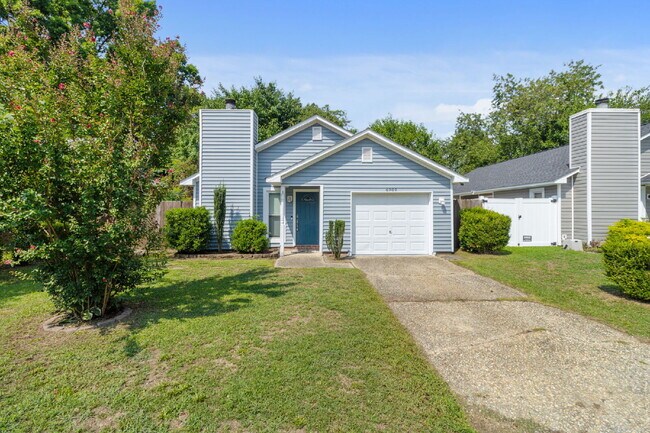 Building Photo - Cozy Timberwood Dr