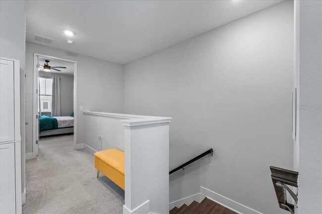 Building Photo - 8427 Modiano St