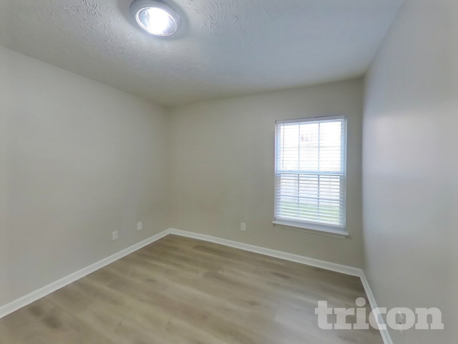 Building Photo - 1056 Shire Dr