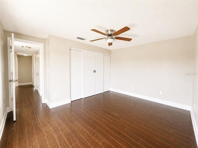 Building Photo - 5104 Springwater Ct