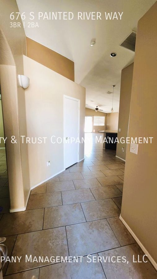 Building Photo - 676 S Painted River Way