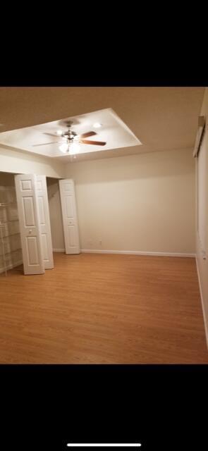Building Photo - 3256 Commodore Ct