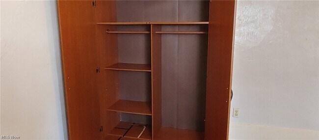 Building Photo - 956 Grant Ave