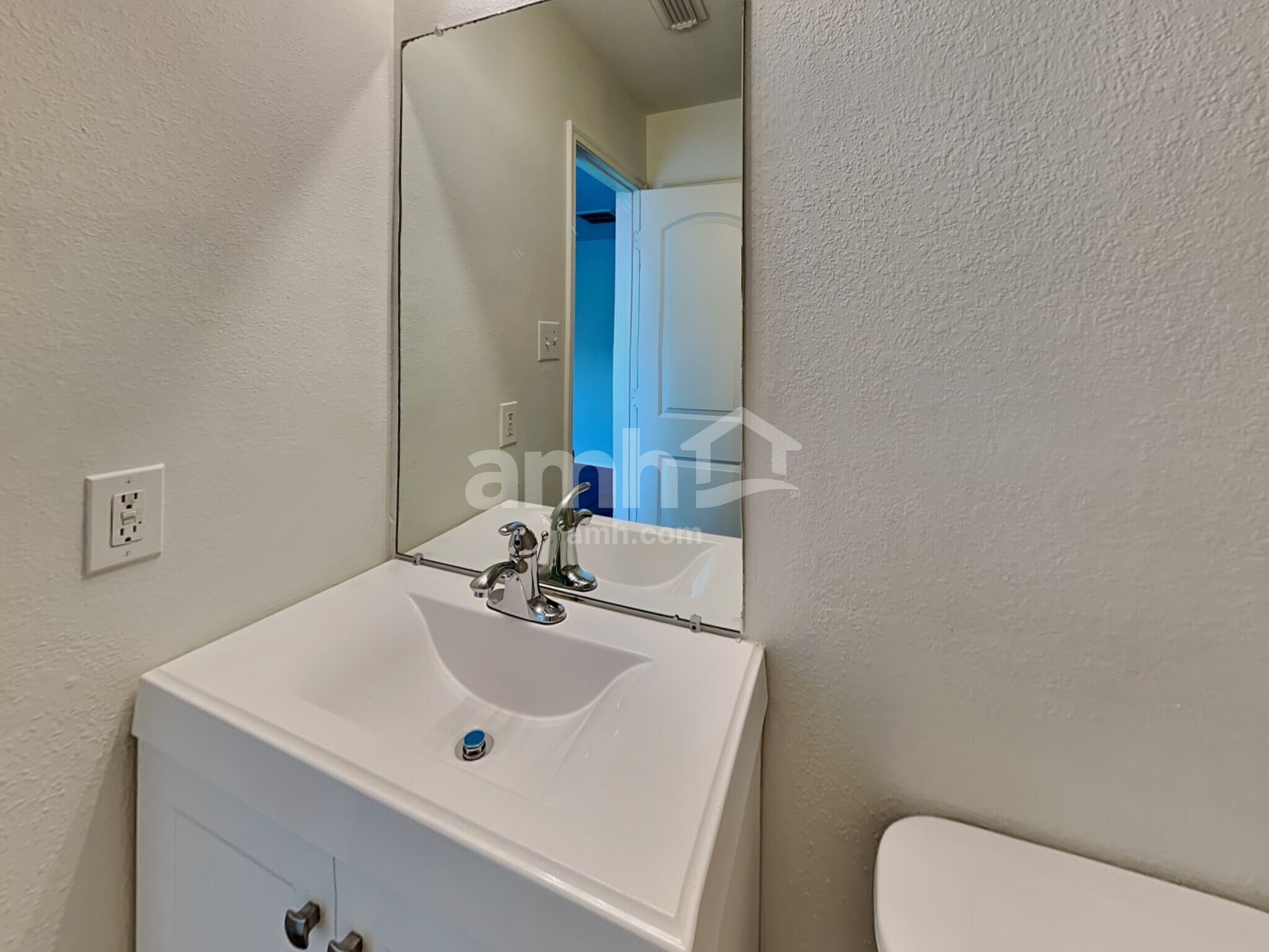 Building Photo - 9510 Narnia Springs Ct