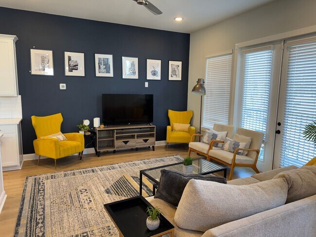 Building Photo - Great 3BR Home in the Heart of Nashville