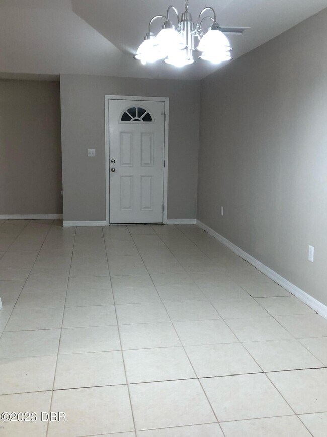 Building Photo - 5007 Sail Ct