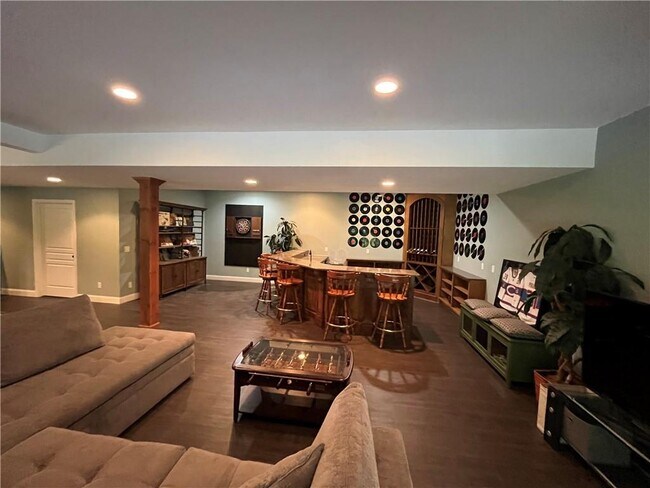 Building Photo - 6115 Reives Rd