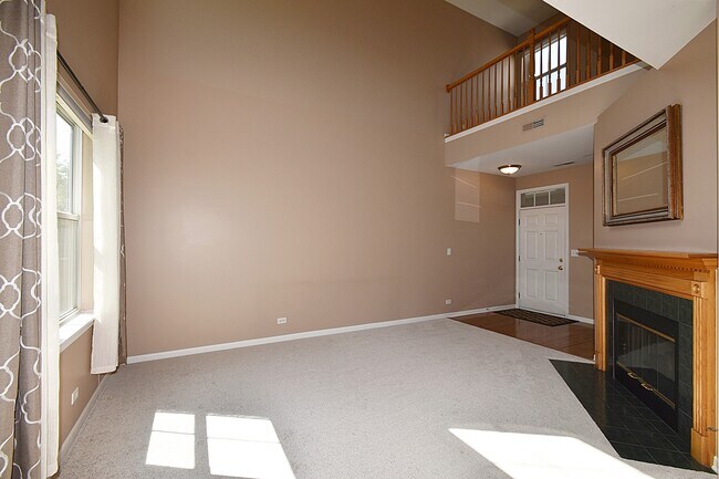 Building Photo - 312 Fairmont Ct