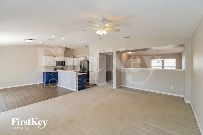 Building Photo - 1437 Heather Ct
