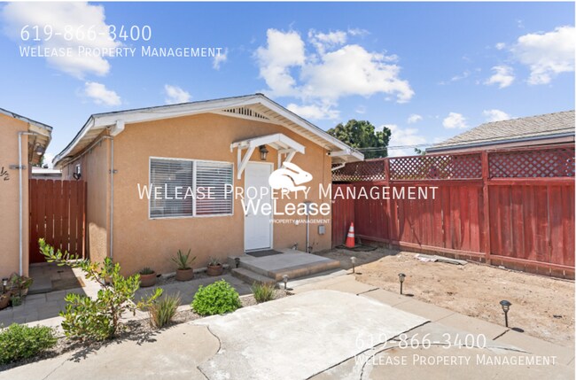 Building Photo - 4833 Lantana Dr