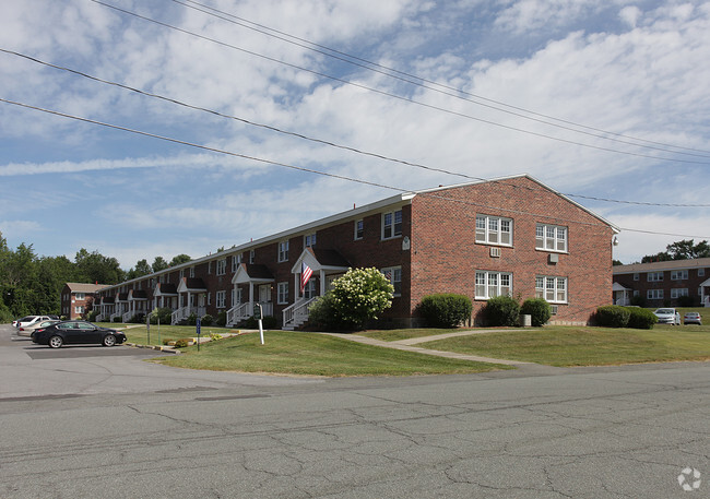 Building Photo - Latham Village Aptartments