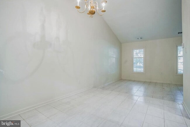 Building Photo - 1840 Crofton Pkwy